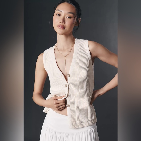 Reformation Sweaters - Reformation Faye Cotton Sweater Vest in Gossamer
